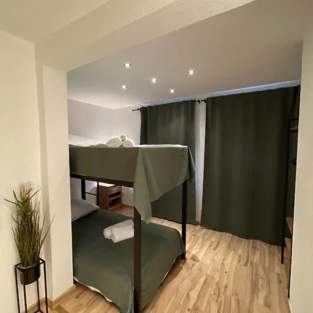 Violine2 Am Bahnhof-city Bayreuth